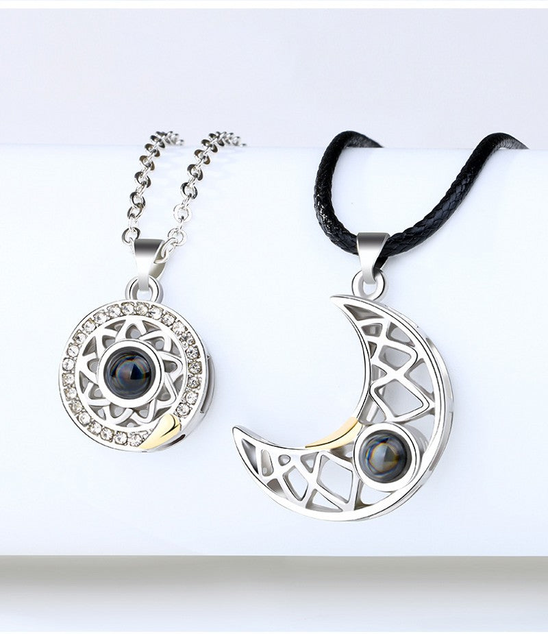 Collier lune soleil deux en un je t'aime en 100 langues